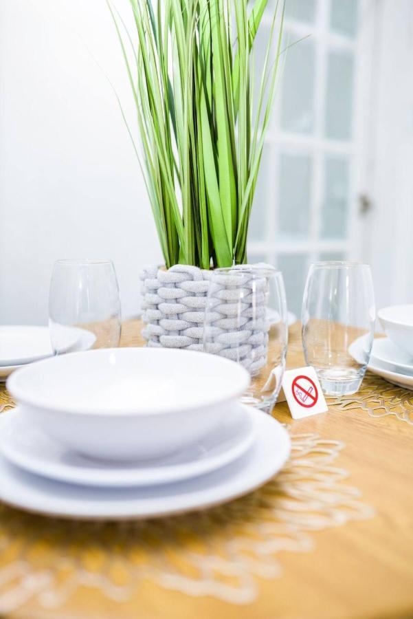 Beautiful 2 Bedroom House - Free Parking - Lt House Leicester Dış mekan fotoğraf