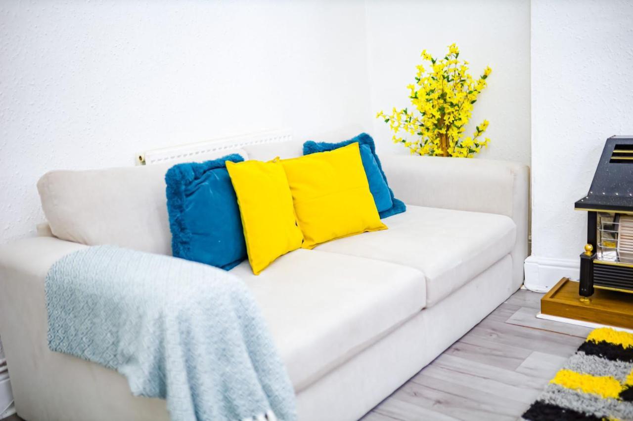Beautiful 2 Bedroom House - Free Parking - Lt House Leicester Dış mekan fotoğraf