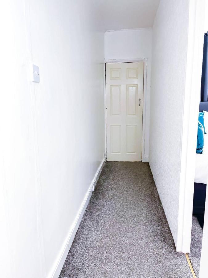 Beautiful 2 Bedroom House - Free Parking - Lt House Leicester Dış mekan fotoğraf